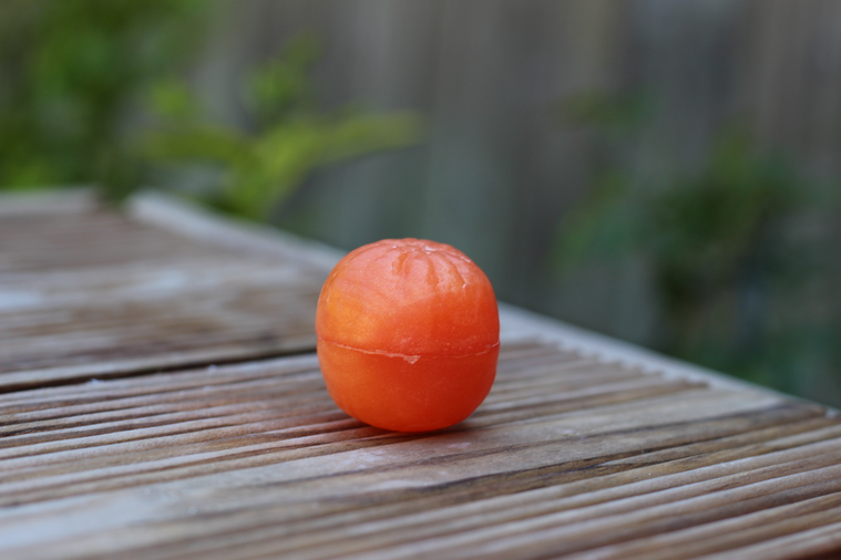 savon forme orange